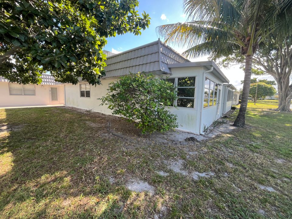 На продажу: $67,500 (1 спален, 1 ванн, 726 Квадратных фут)