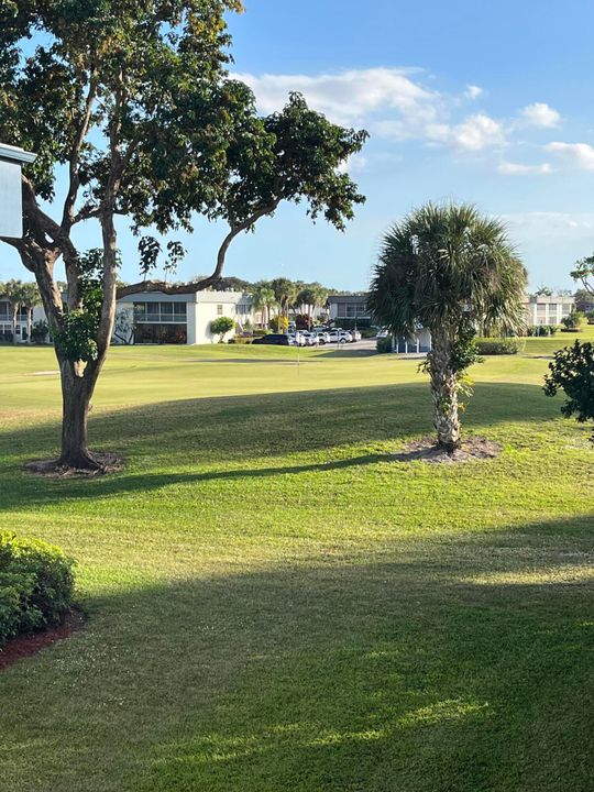 待售: $94,900 (2 贝兹, 2 浴室, 907 平方英尺)