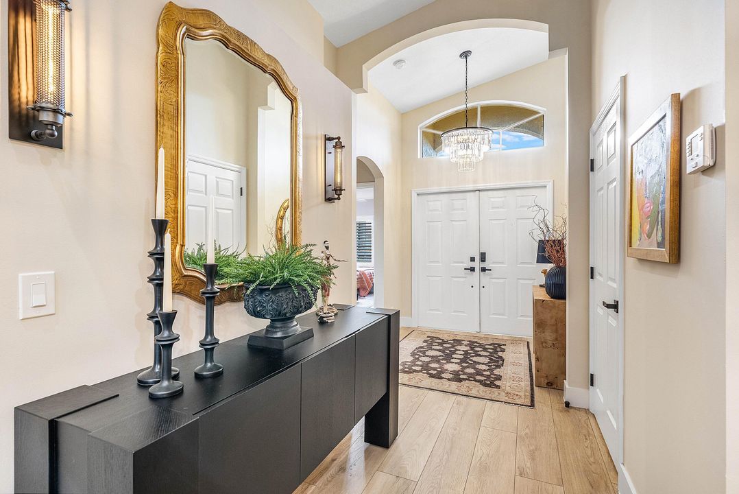 For Sale: $585,000 (3 beds, 2 baths, 1722 Square Feet)