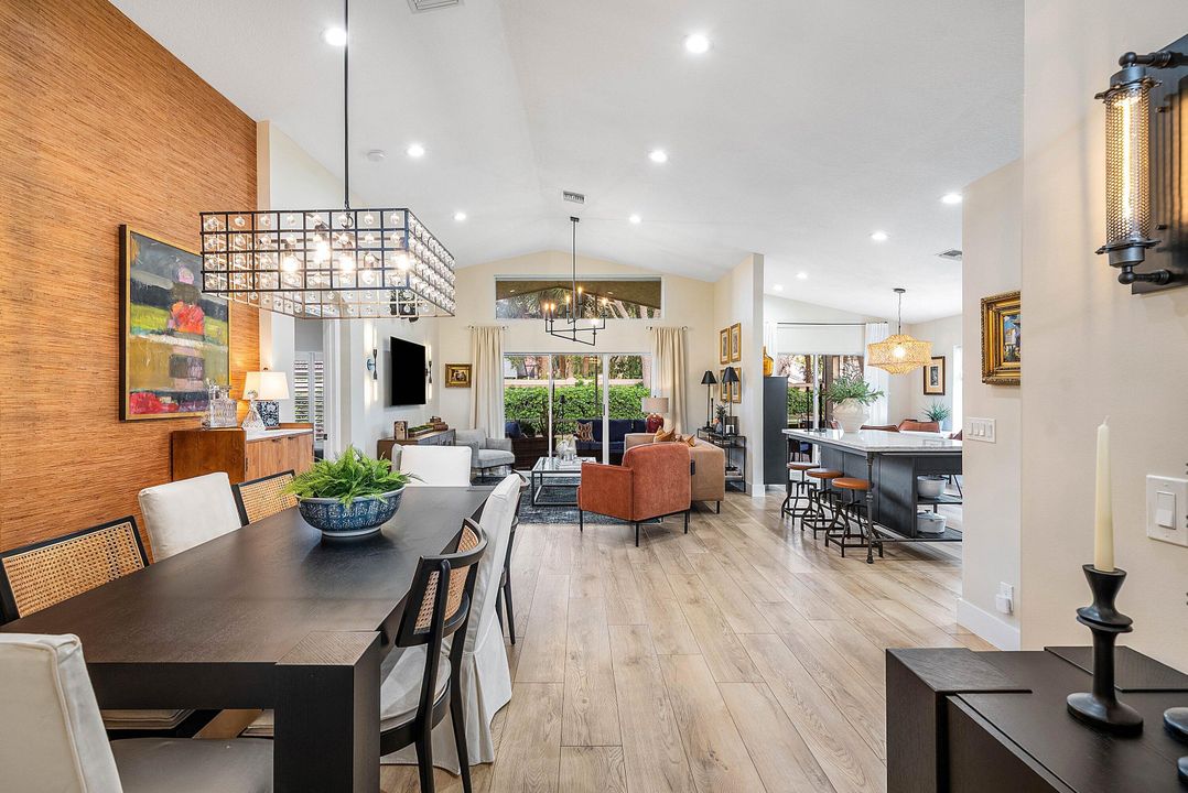 For Sale: $585,000 (3 beds, 2 baths, 1722 Square Feet)