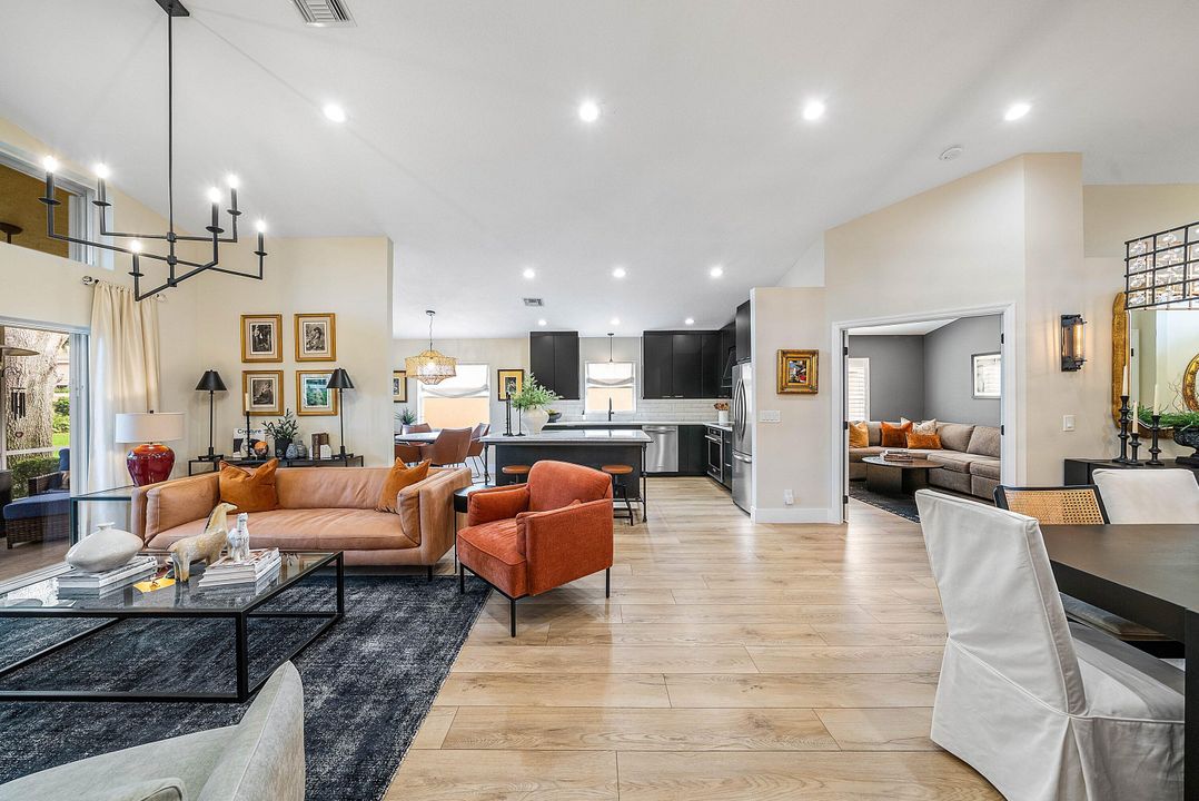 For Sale: $585,000 (3 beds, 2 baths, 1722 Square Feet)