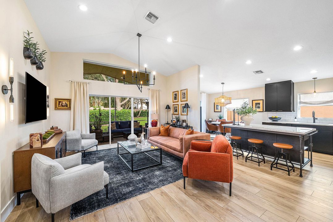 For Sale: $585,000 (3 beds, 2 baths, 1722 Square Feet)