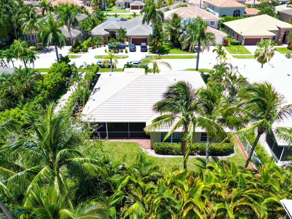 En Venta: $789,000 (3 camas, 2 baños, 2083 Pies cuadrados)