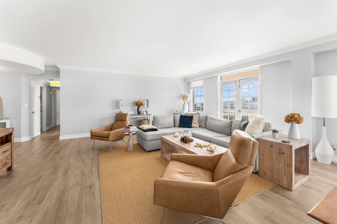 For Sale: $645,000 (2 beds, 2 baths, 1415 Square Feet)