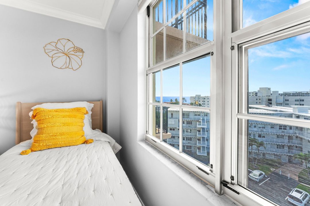 For Sale: $645,000 (2 beds, 2 baths, 1415 Square Feet)