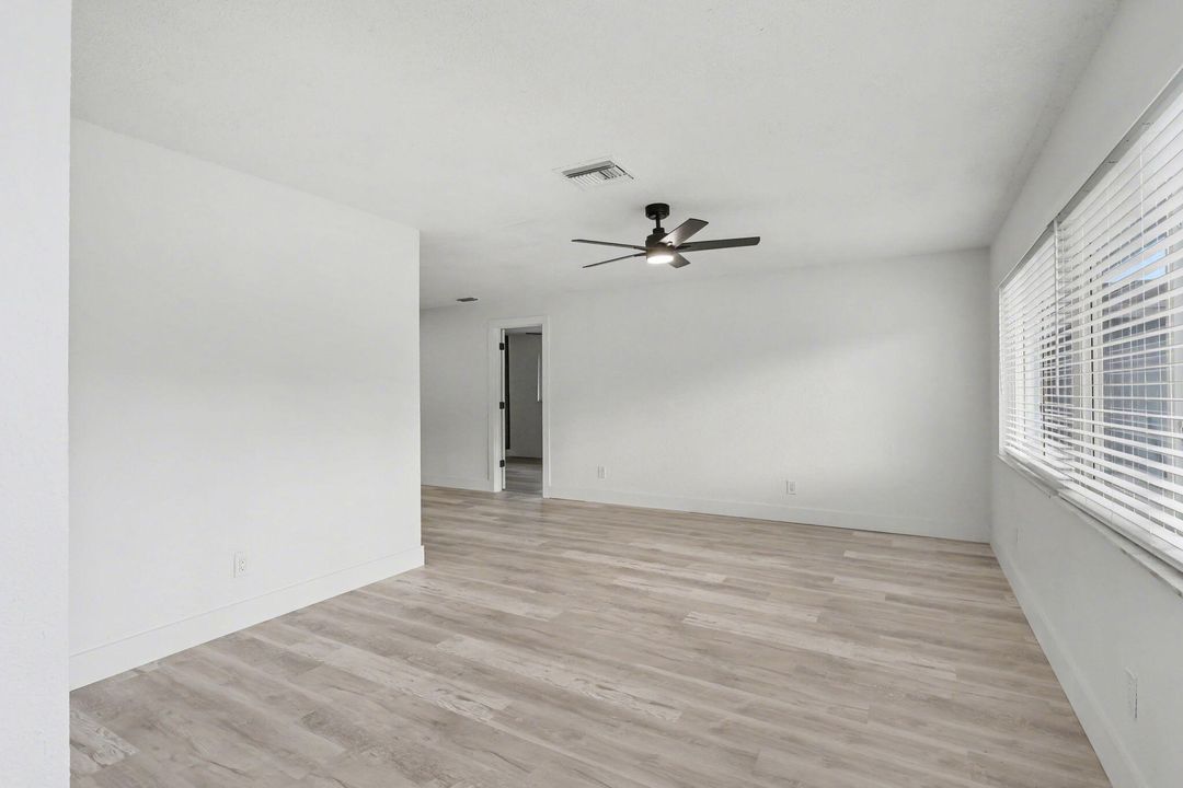 В аренду: $3,500 (3 спален, 2 ванн, 2575 Квадратных фут)