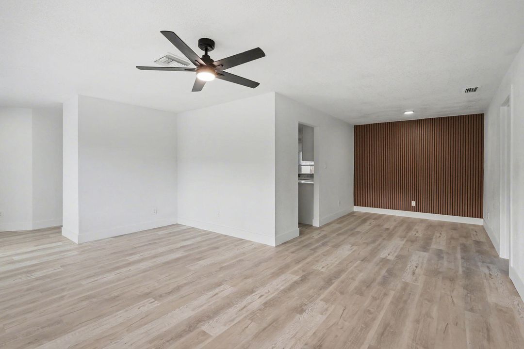 В аренду: $3,500 (3 спален, 2 ванн, 2575 Квадратных фут)