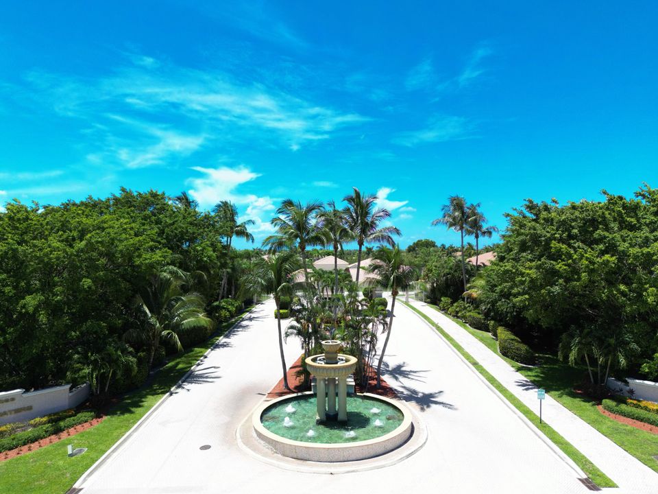 En Venta: $789,000 (3 camas, 2 baños, 2083 Pies cuadrados)