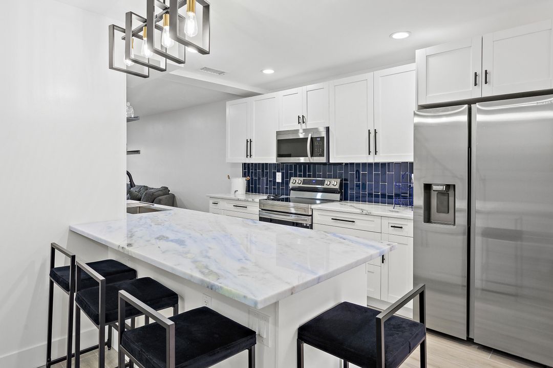 For Rent: $3,300 (2 beds, 2 baths, 1482 Square Feet)