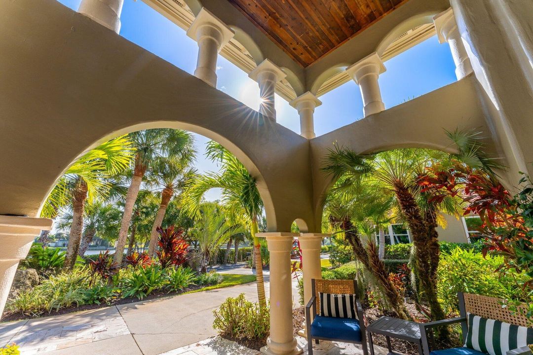 For Sale: $3,850,000 (4 beds, 4 baths, 5126 Square Feet)