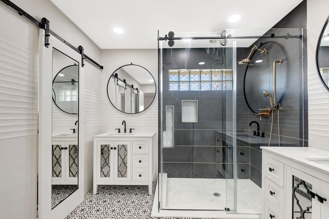 For Sale: $999,000 (4 beds, 3 baths, 2249 Square Feet)