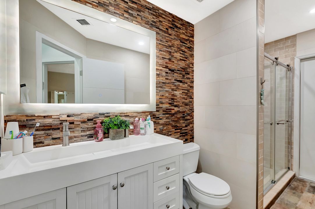 For Sale: $999,000 (4 beds, 3 baths, 2249 Square Feet)