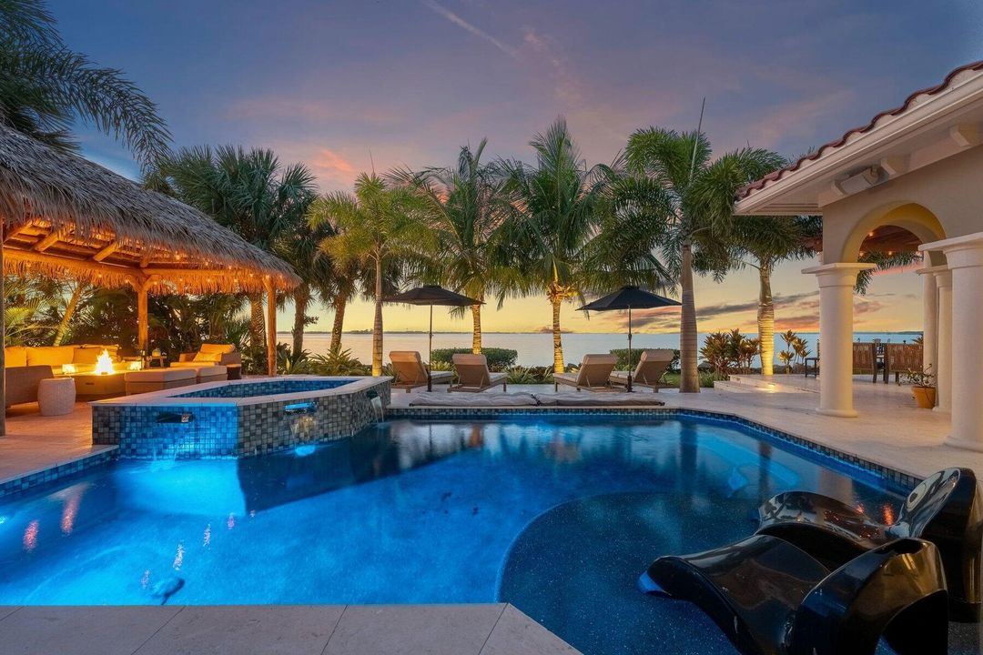 For Sale: $3,850,000 (4 beds, 4 baths, 5126 Square Feet)