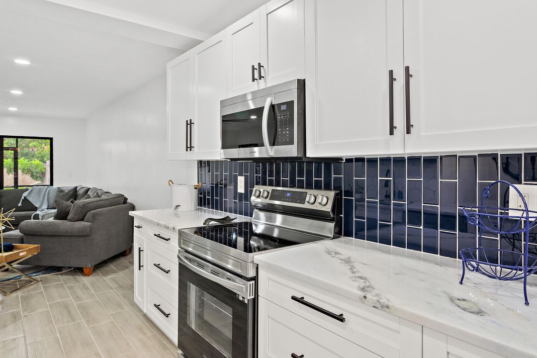 For Rent: $3,300 (2 beds, 2 baths, 1482 Square Feet)