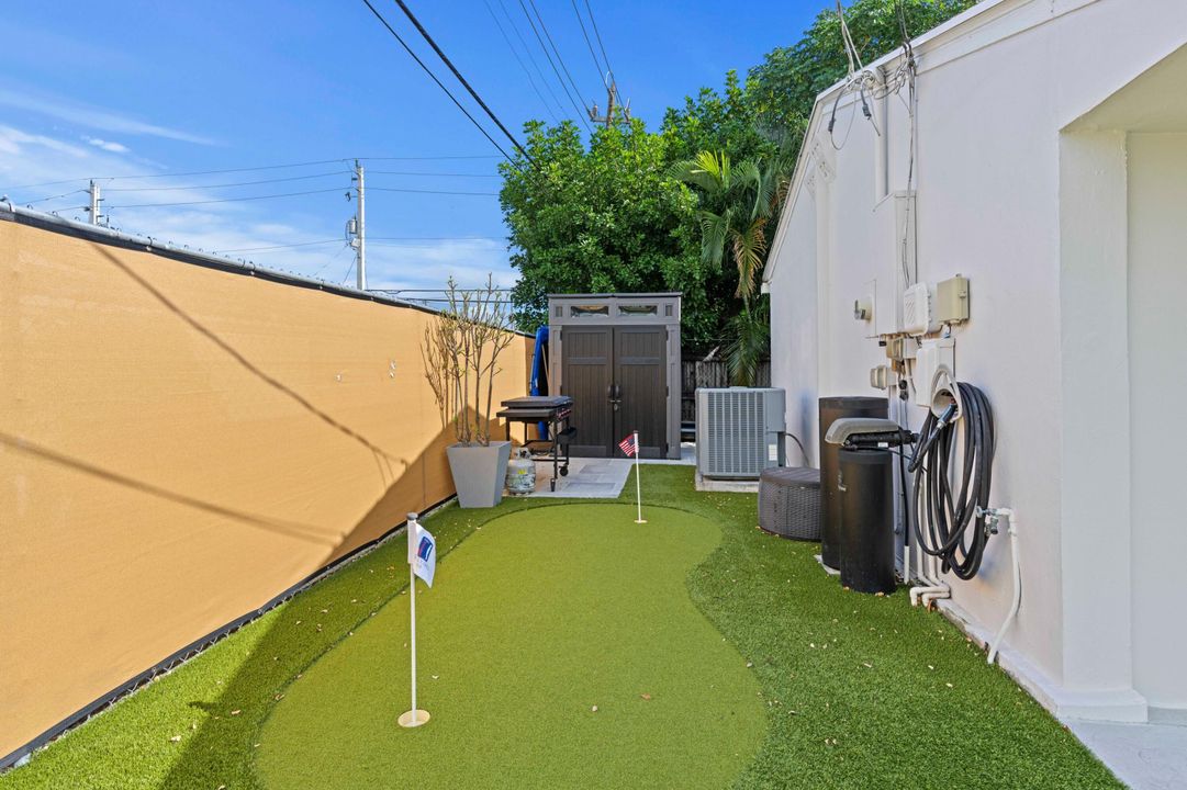 На продажу: $700,000 (4 спален, 3 ванн, 2000 Квадратных фут)