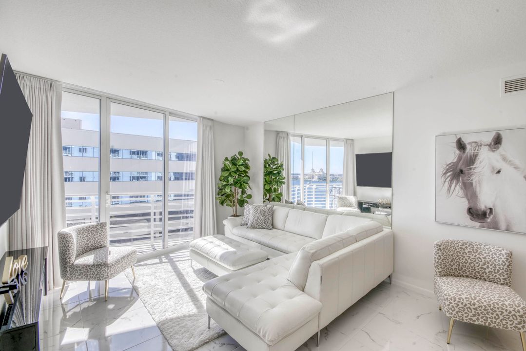 En Venta: $750,000 (2 camas, 2 baños, 1175 Pies cuadrados)