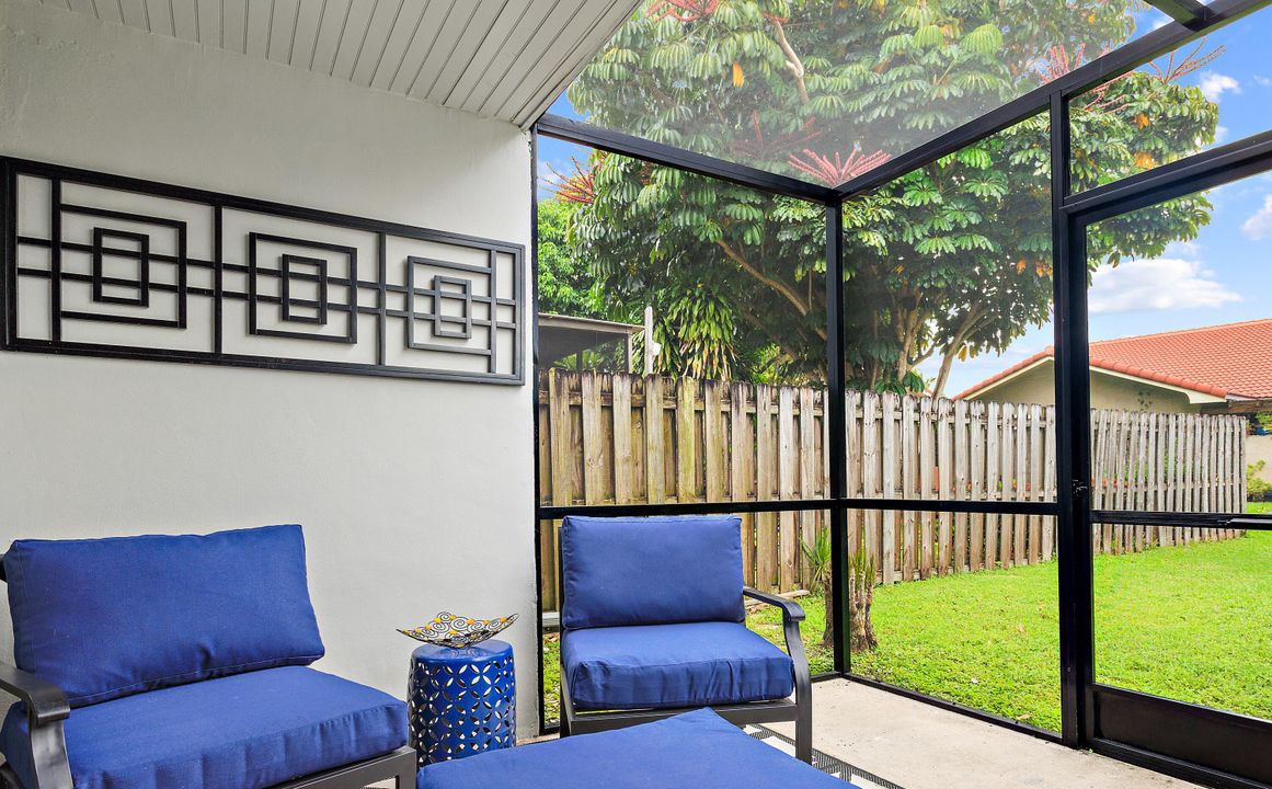 For Rent: $3,300 (2 beds, 2 baths, 1482 Square Feet)