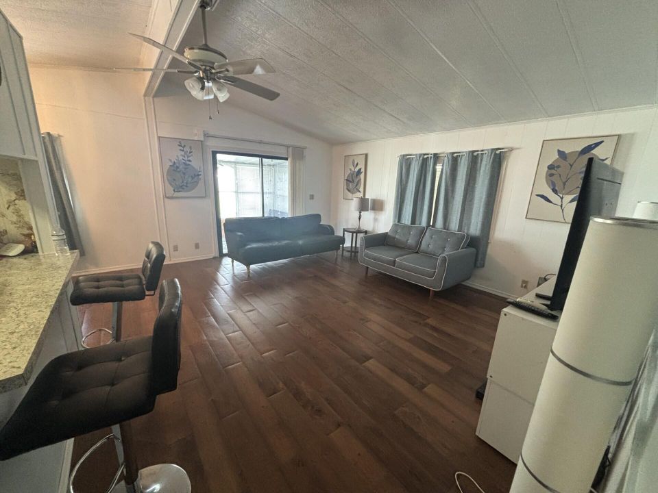 En Venta: $68,000 (3 camas, 3 baños, 1782 Pies cuadrados)