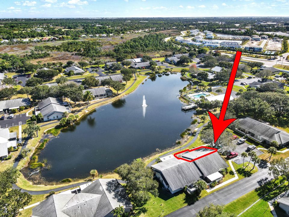 В аренду: $1,800 (2 спален, 2 ванн, 1037 Квадратных фут)