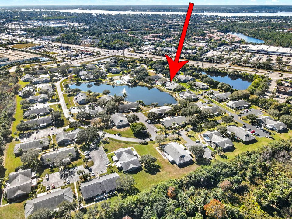 В аренду: $1,800 (2 спален, 2 ванн, 1037 Квадратных фут)