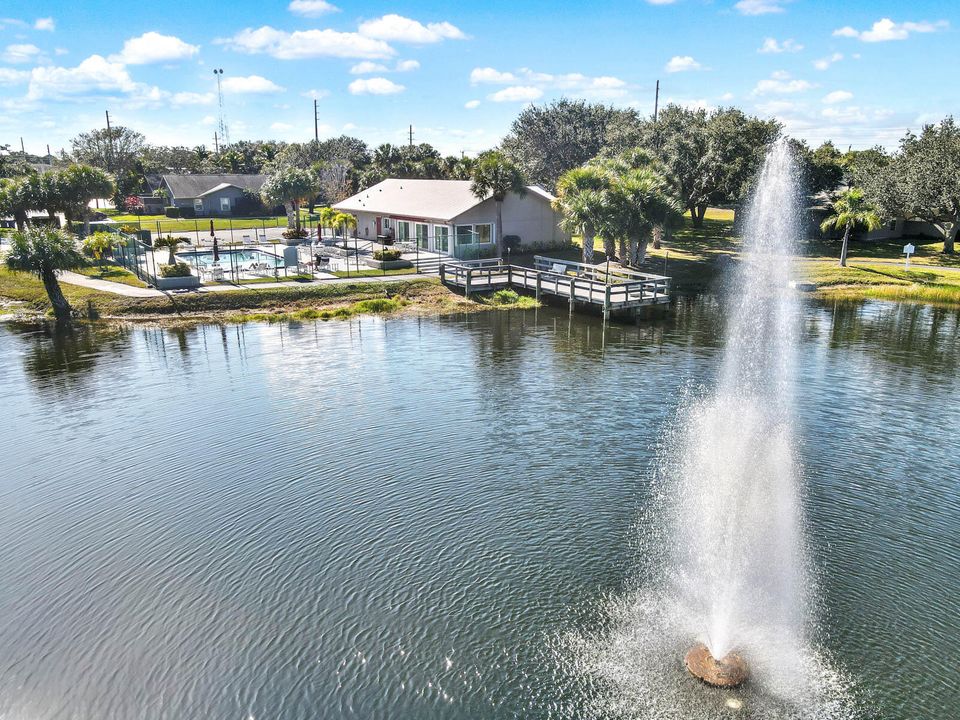 В аренду: $1,800 (2 спален, 2 ванн, 1037 Квадратных фут)