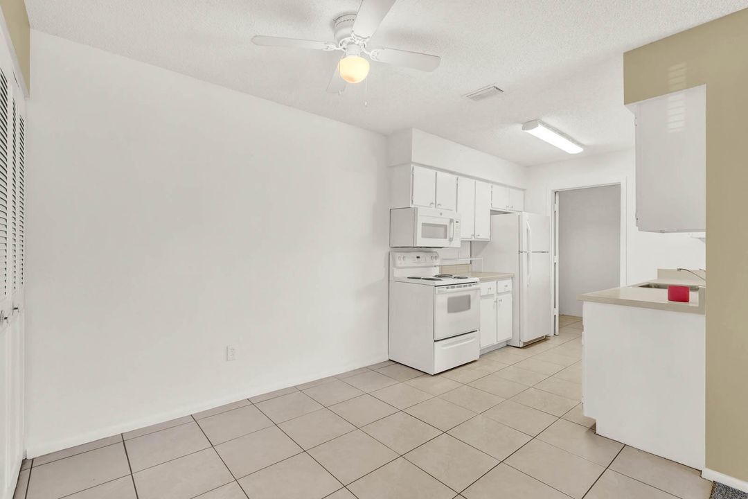 В аренду: $1,800 (2 спален, 2 ванн, 1037 Квадратных фут)