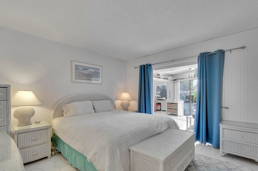 For Rent: $2,950 (3 beds, 2 baths, 1492 Square Feet)