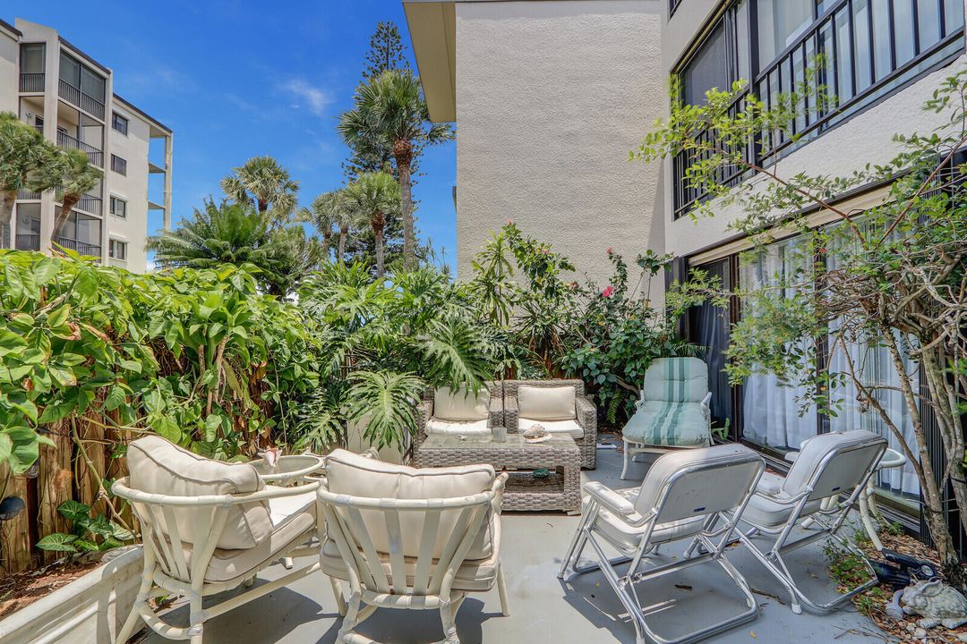 For Rent: $2,950 (3 beds, 2 baths, 1492 Square Feet)