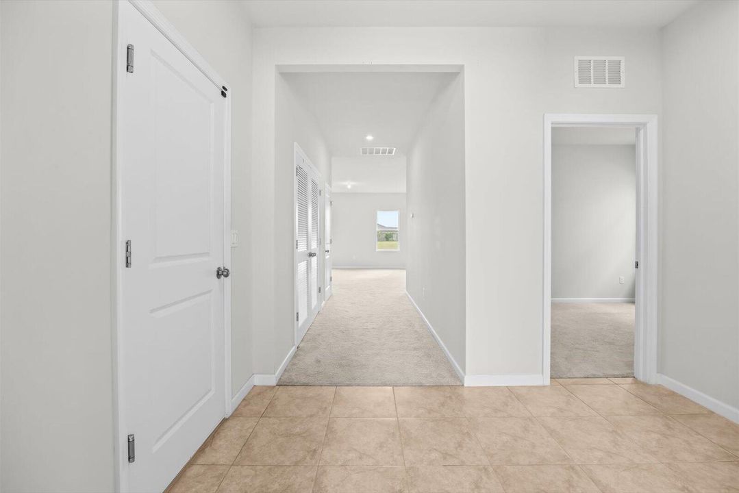 На продажу: $395,000 (3 спален, 2 ванн, 1552 Квадратных фут)