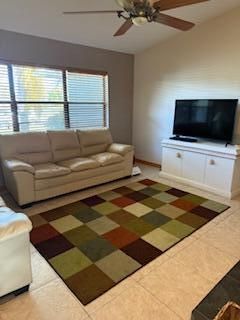 Activo con contrato: $440,000 (3 camas, 2 baños, 1578 Pies cuadrados)