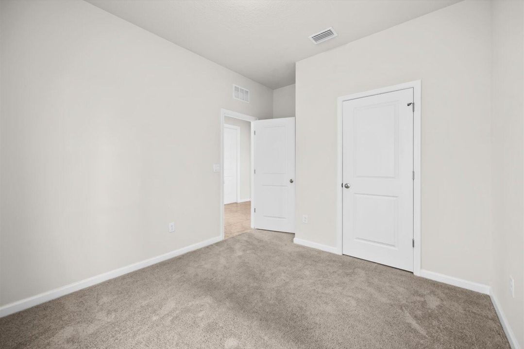 На продажу: $395,000 (3 спален, 2 ванн, 1552 Квадратных фут)