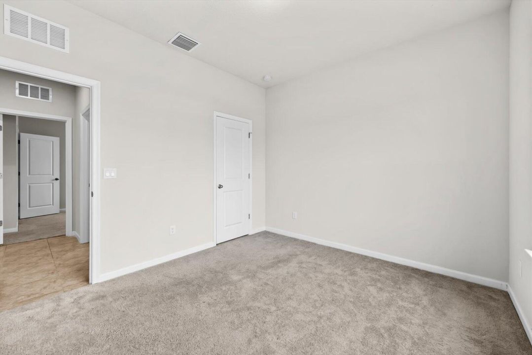 На продажу: $395,000 (3 спален, 2 ванн, 1552 Квадратных фут)