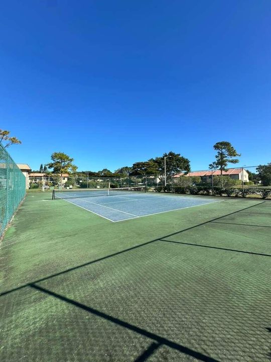 For Sale: $224,900 (2 beds, 2 baths, 1244 Square Feet)