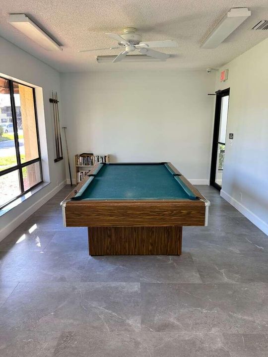 For Sale: $224,900 (2 beds, 2 baths, 1244 Square Feet)