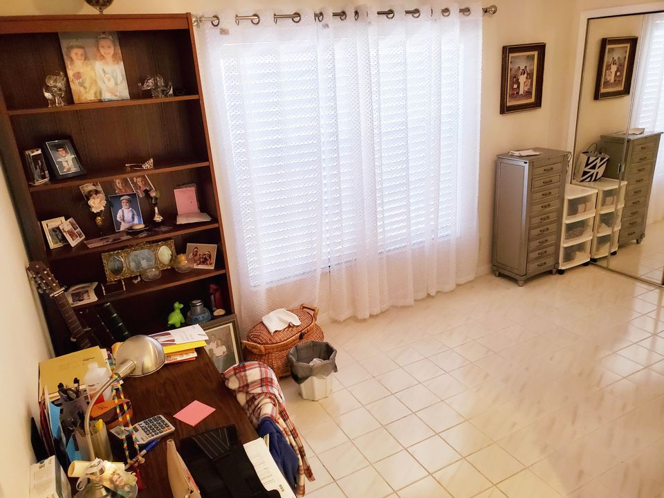 出租: $5,700 (3 贝兹, 3 浴室, 2562 平方英尺)