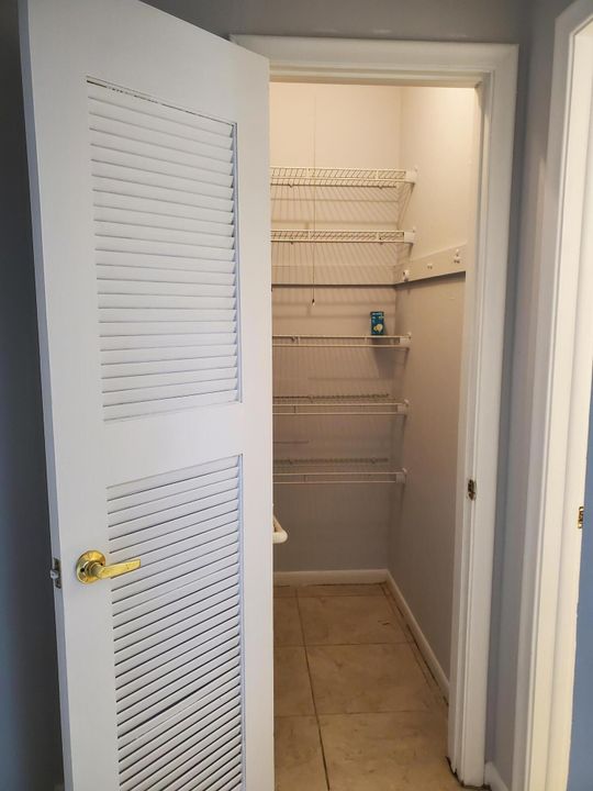 For Sale: $879,000 (0 beds, 0 baths, 2389 Square Feet)