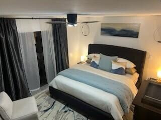 For Rent: $3,300 (2 beds, 2 baths, 1482 Square Feet)