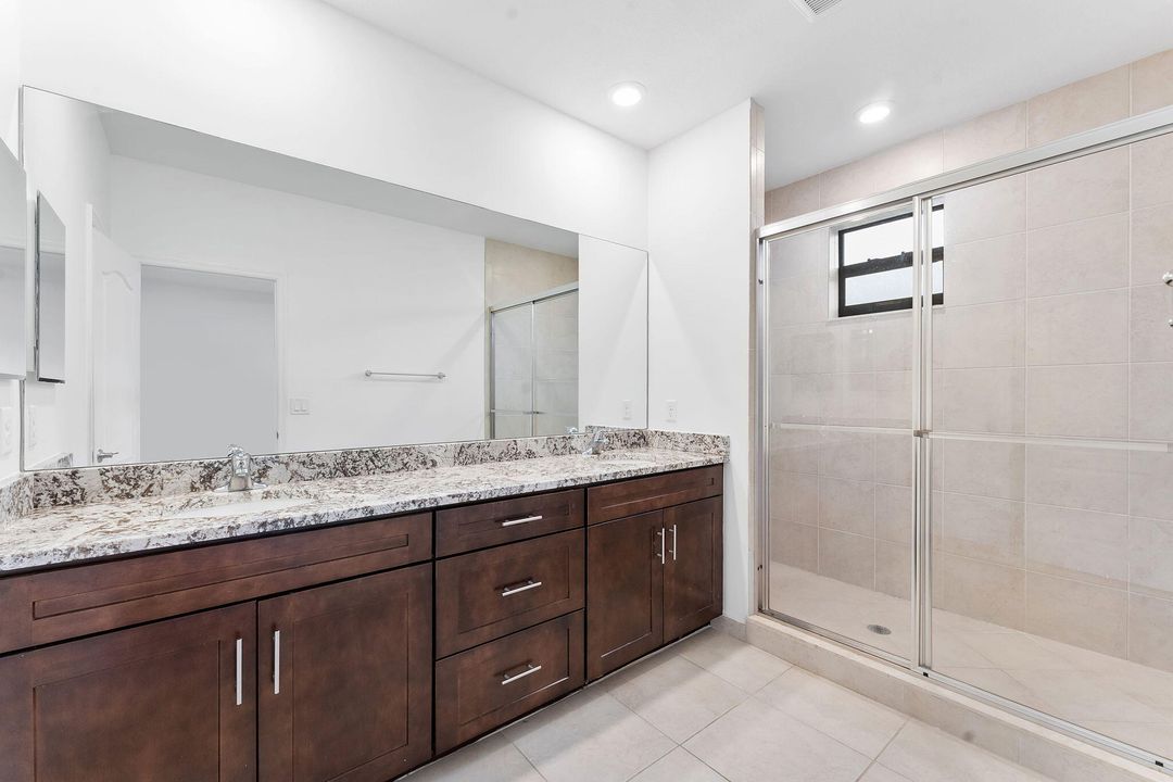 For Sale: $529,999 (3 beds, 2 baths, 1829 Square Feet)