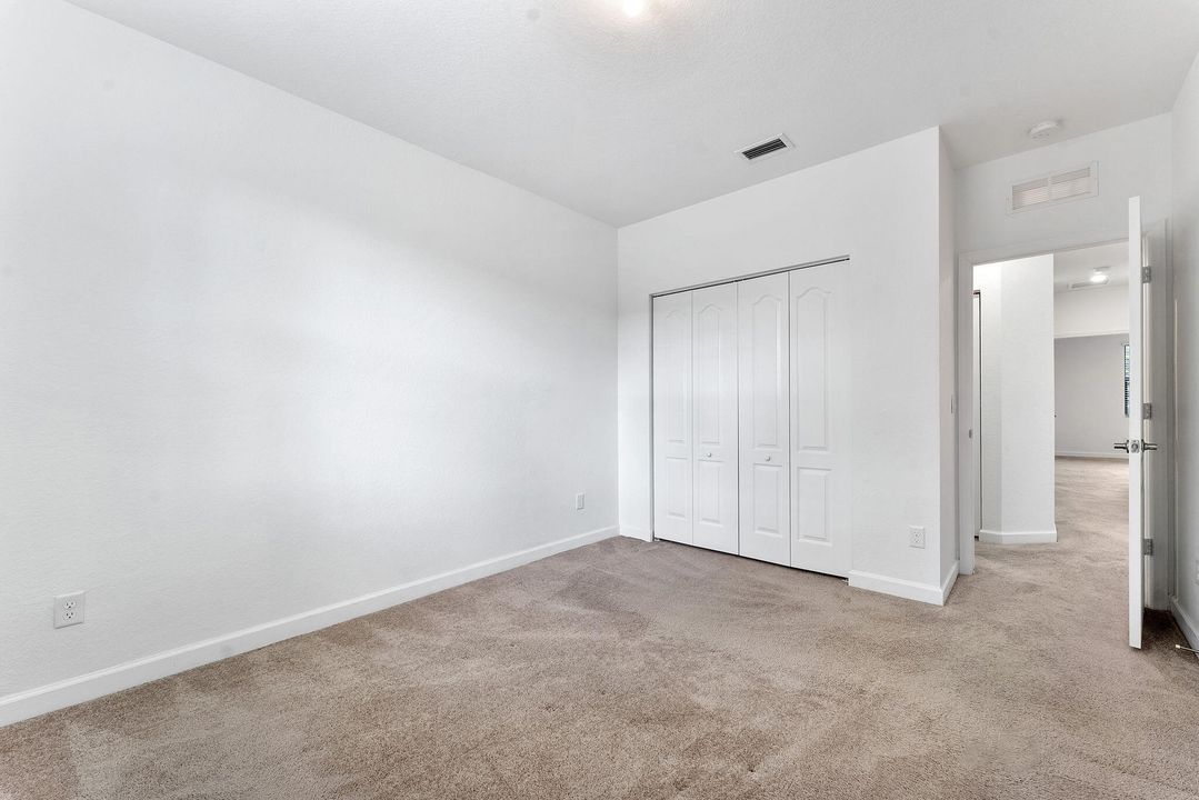 For Sale: $529,999 (3 beds, 2 baths, 1829 Square Feet)