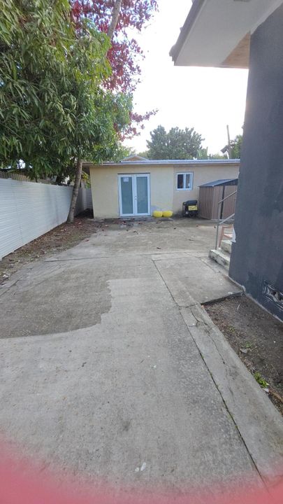 For Sale: $950,000 (0 beds, 0 baths, 2757 Square Feet)