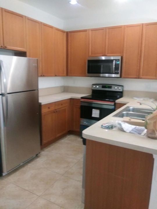 En Renta: $2,749 (3 camas, 2 baños, 1674 Pies cuadrados)