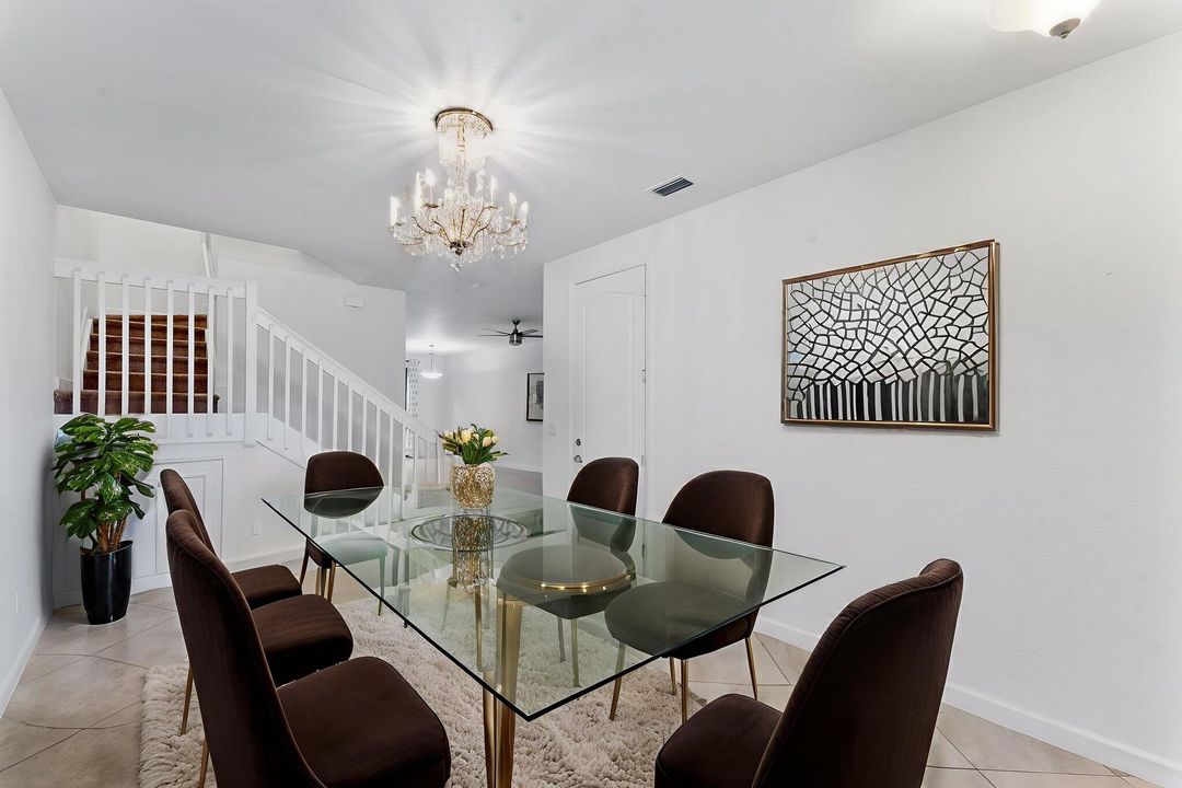 For Sale: $529,999 (3 beds, 2 baths, 1829 Square Feet)