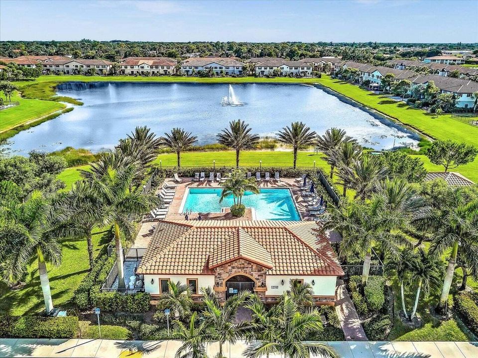 For Sale: $529,999 (3 beds, 2 baths, 1829 Square Feet)