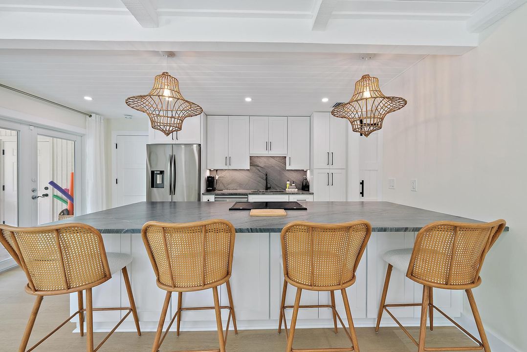 For Rent: $6,000 (3 beds, 2 baths, 1648 Square Feet)