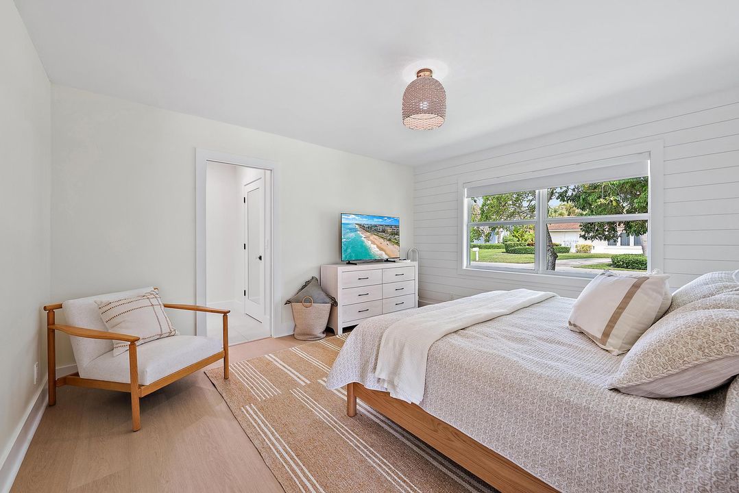 For Rent: $6,000 (3 beds, 2 baths, 1648 Square Feet)