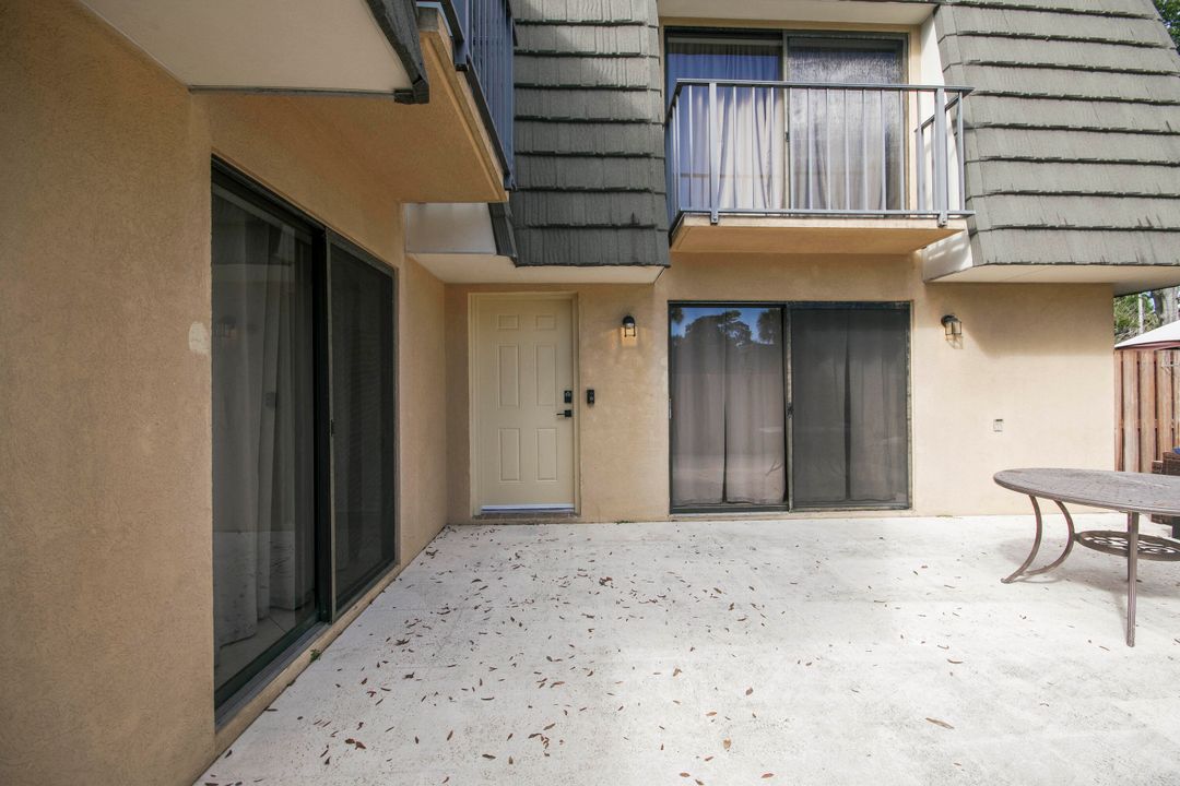 待售: $293,000 (2 贝兹, 2 浴室, 1236 平方英尺)