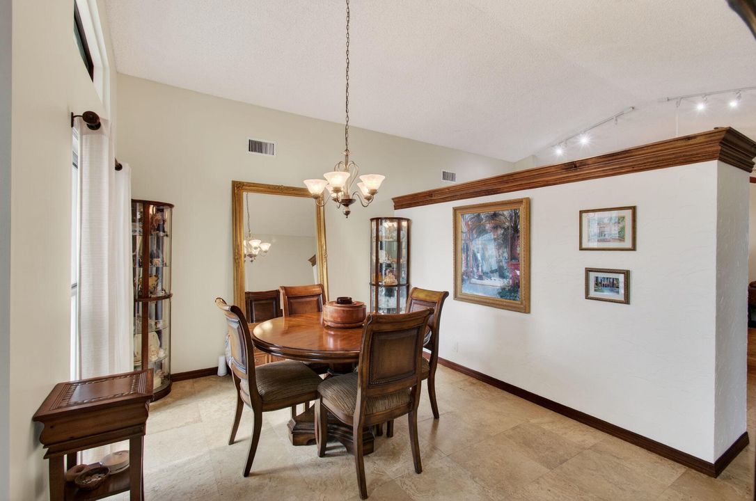 For Sale: $649,900 (3 beds, 2 baths, 1592 Square Feet)