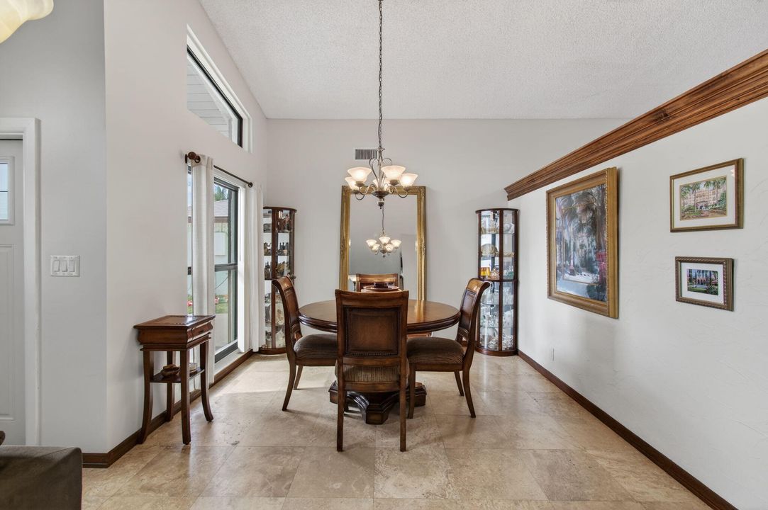 For Sale: $649,900 (3 beds, 2 baths, 1592 Square Feet)