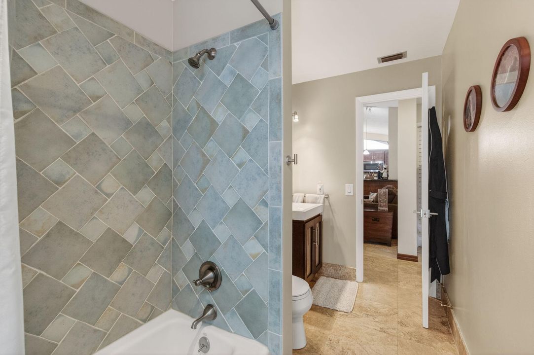 For Sale: $649,900 (3 beds, 2 baths, 1592 Square Feet)