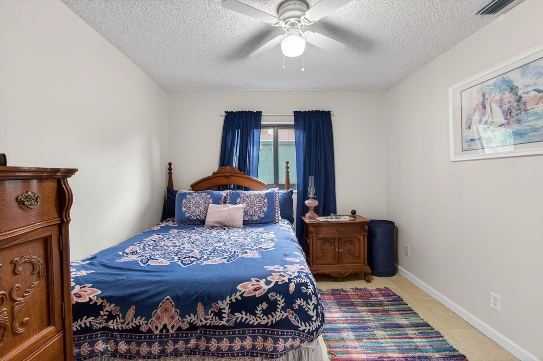 For Sale: $649,900 (3 beds, 2 baths, 1592 Square Feet)